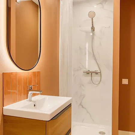 公寓 Charmants Et Lumineux *